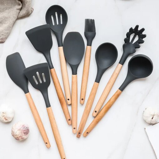 Set 12 Utensili Cucina Silicone Antiaderente con Manico in Legno - immagine 5