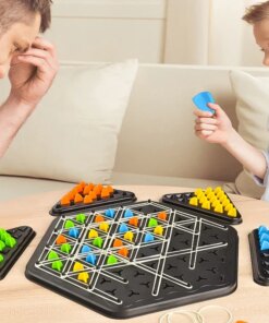 Scacchiera Triangolare a Catena - Sfida Strategica per Tutte le Età